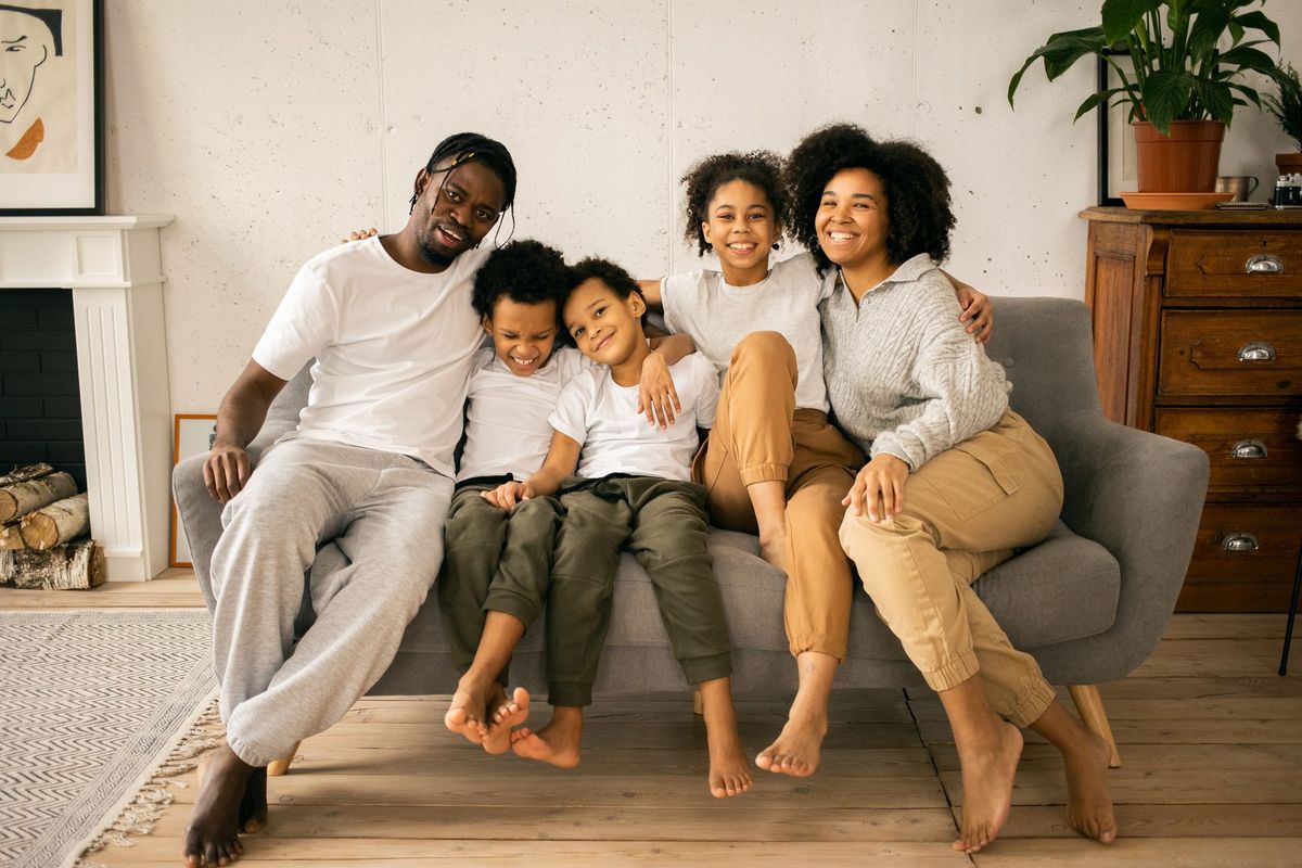 A Family-Friendly Living Room: How to Choose Durable Fabrics and Flooring